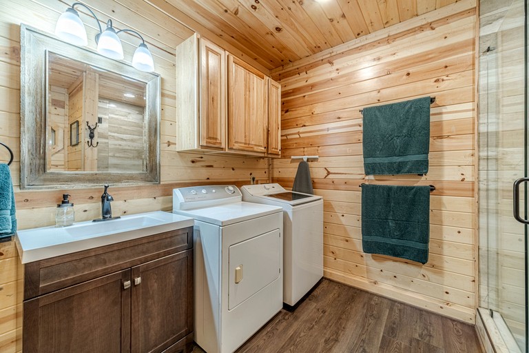 Cabins (United States of America, Cleveland, Georgia)