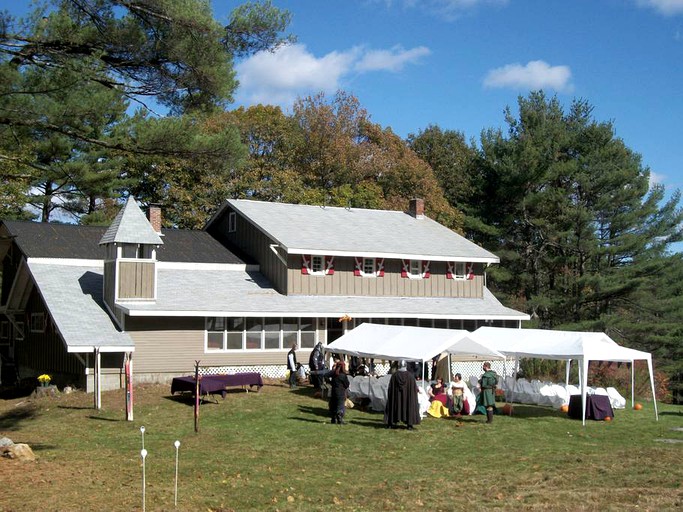 Cabins (Plymouth, New Hampshire, United States)