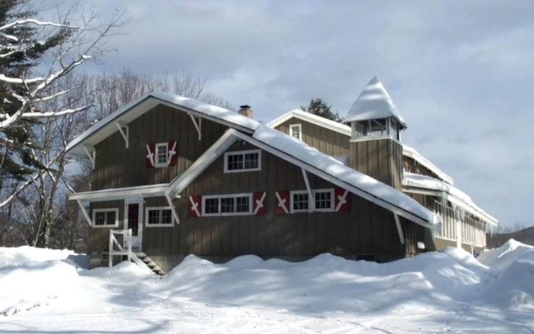 Cabins (Plymouth, New Hampshire, United States)