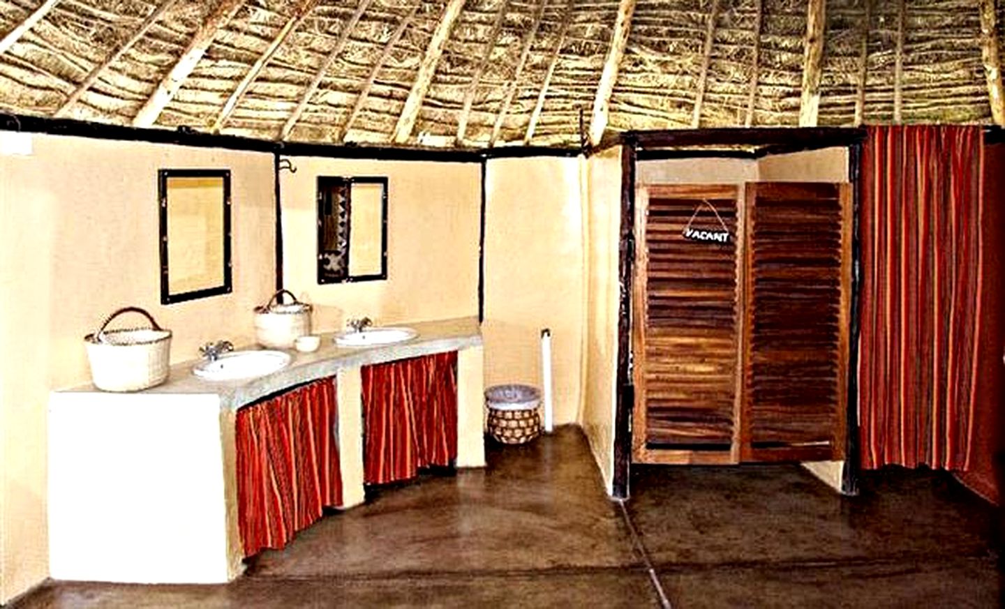 Full-Board Safari Chalets Overlooking Maasai Mara Reserve