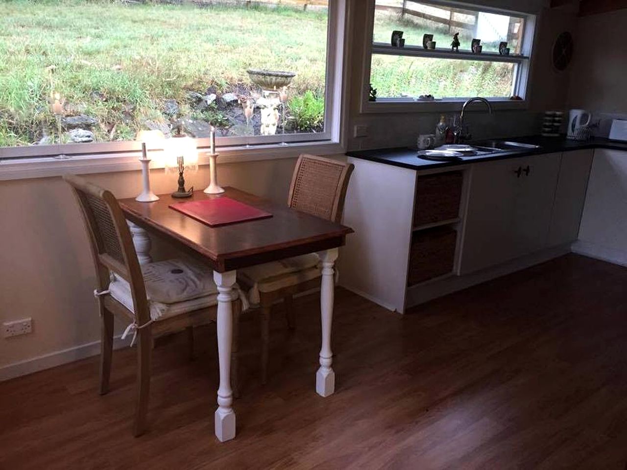 Romantic Cottage Rental Nestled in Gorgeous Gardens near Hobart, Australia