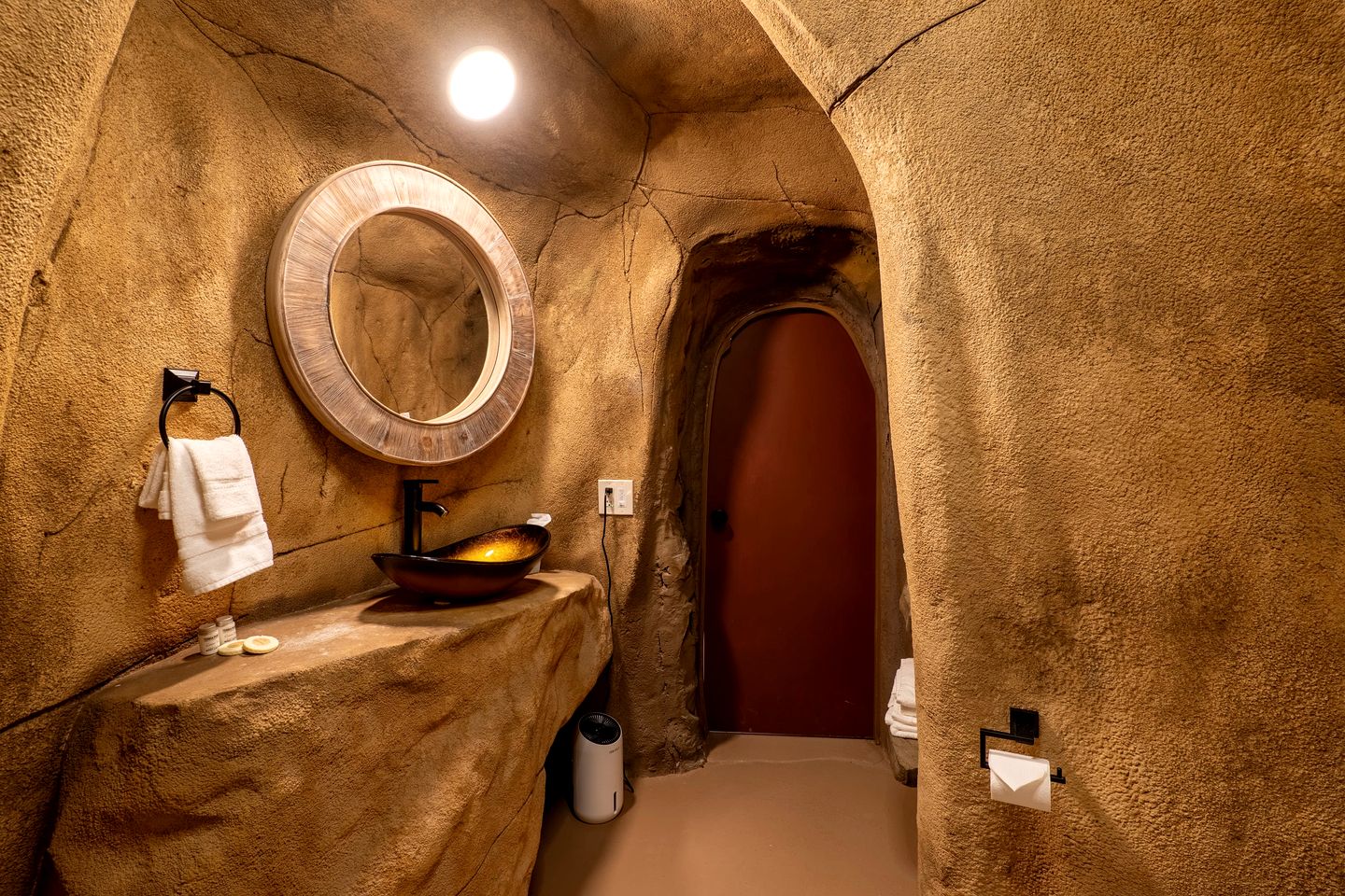 Entire Glamping Complex with Sauna and Hot-Tub in Utah
