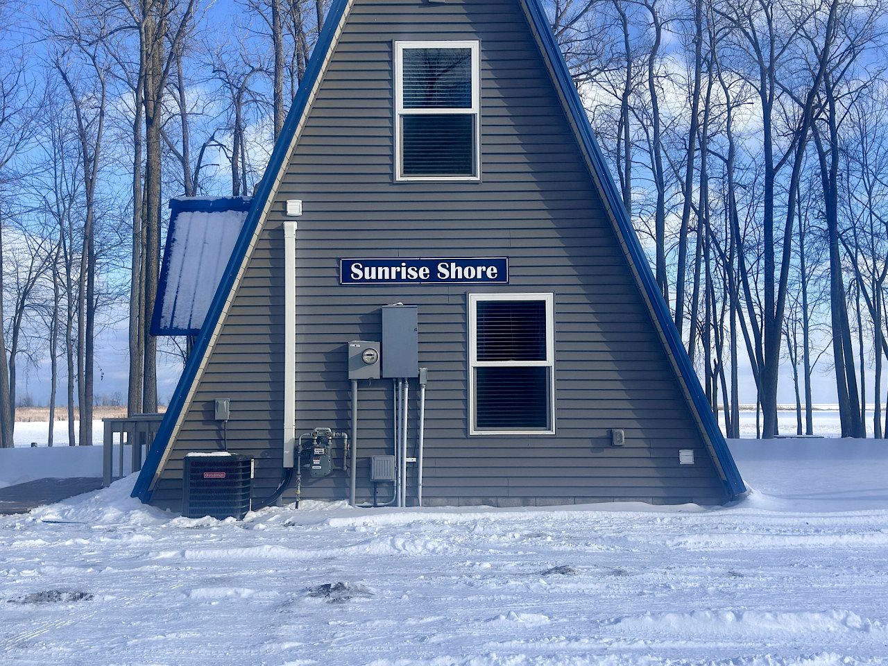 Fully-Equipped A-Frame with Beautiful Lake Views in Michigan