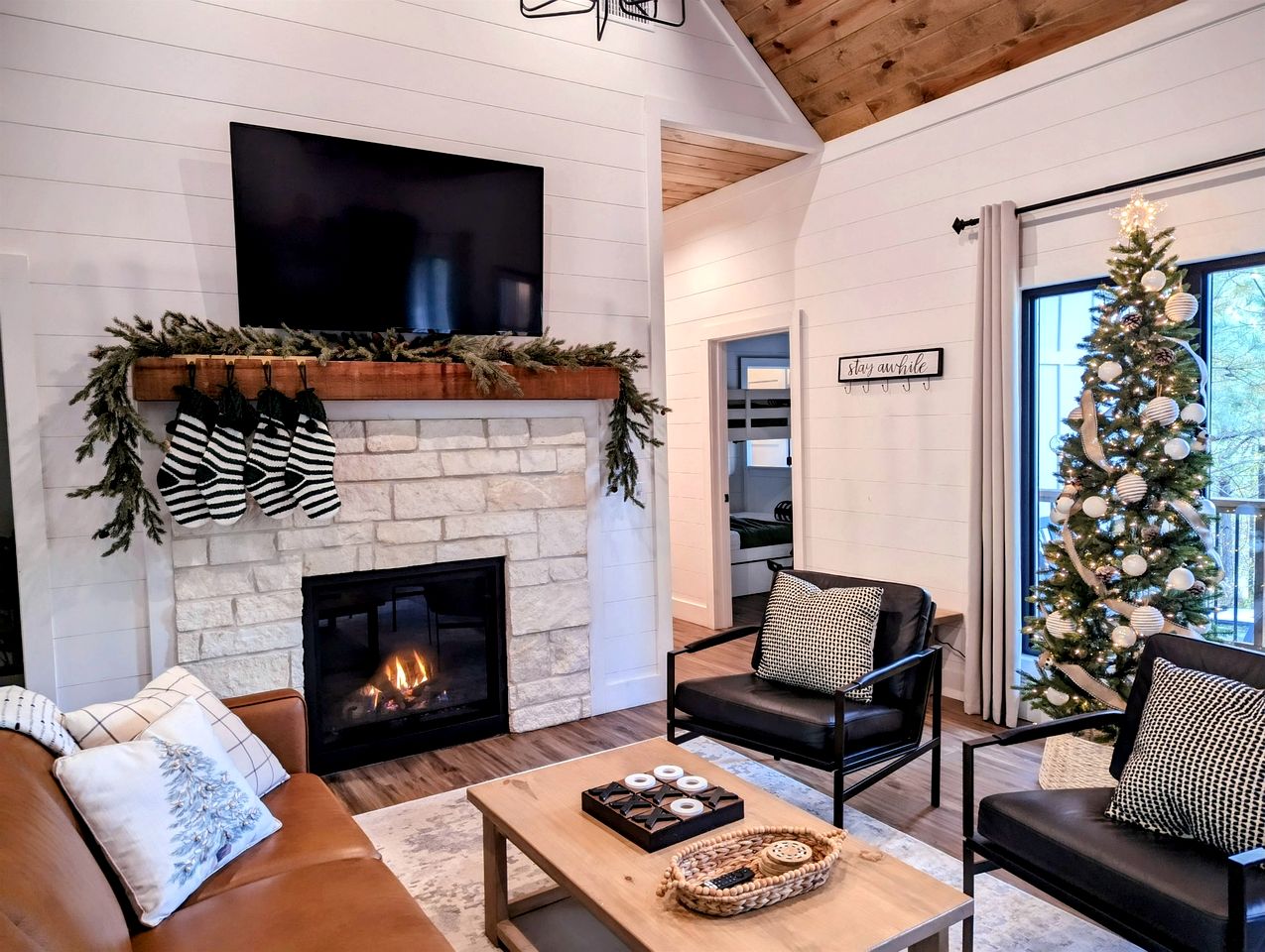 Fully Equipped Cabin Perfect to Create New Memories in Broken Bow, Oklahoma