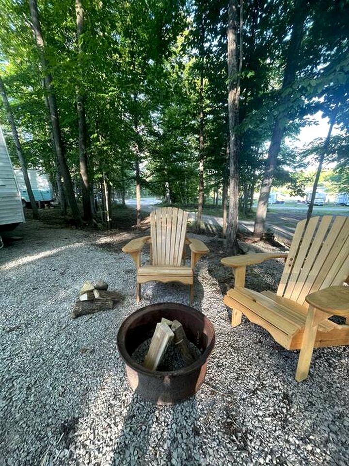 Fully Equipped Glamping Caravan near Miller Lake, Perfect for a Weekend Getaway from Toronto