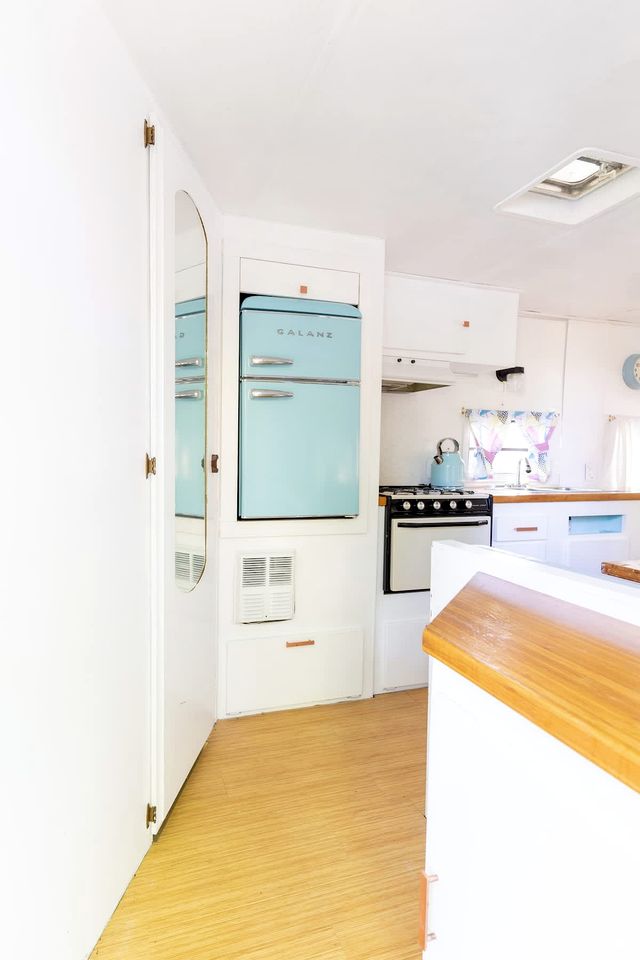 Fully Equipped Glamping Caravan near Miller Lake, Perfect for a Weekend Getaway from Toronto