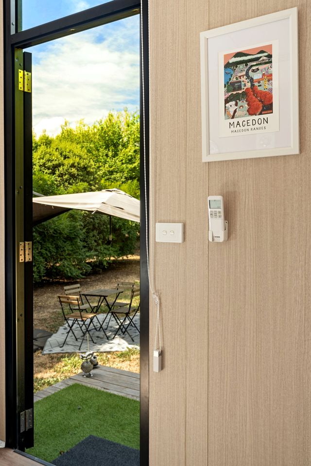 Fully Equipped Tiny House Perfect for an Intimate Getaway in Victoria