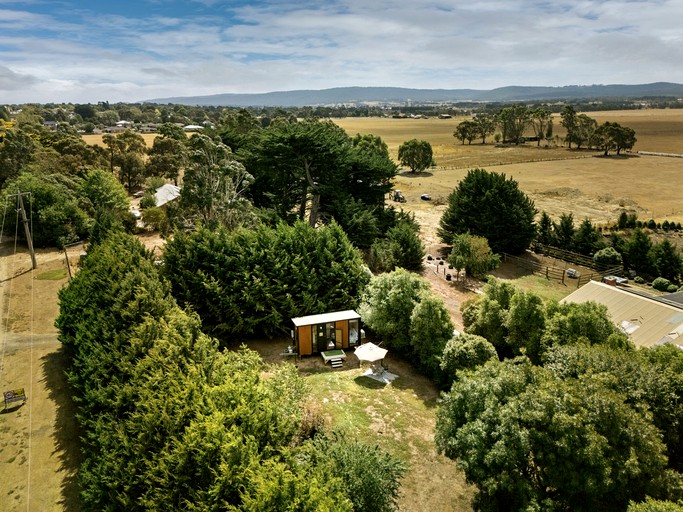 Tiny Houses (Australia, Lancefield, Victoria)