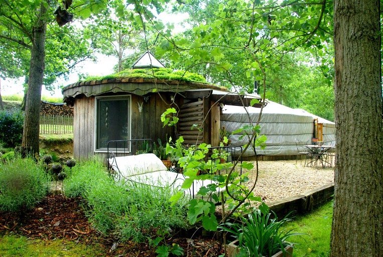 Yurts (Lannes, Nouvelle-Aquitaine, France)