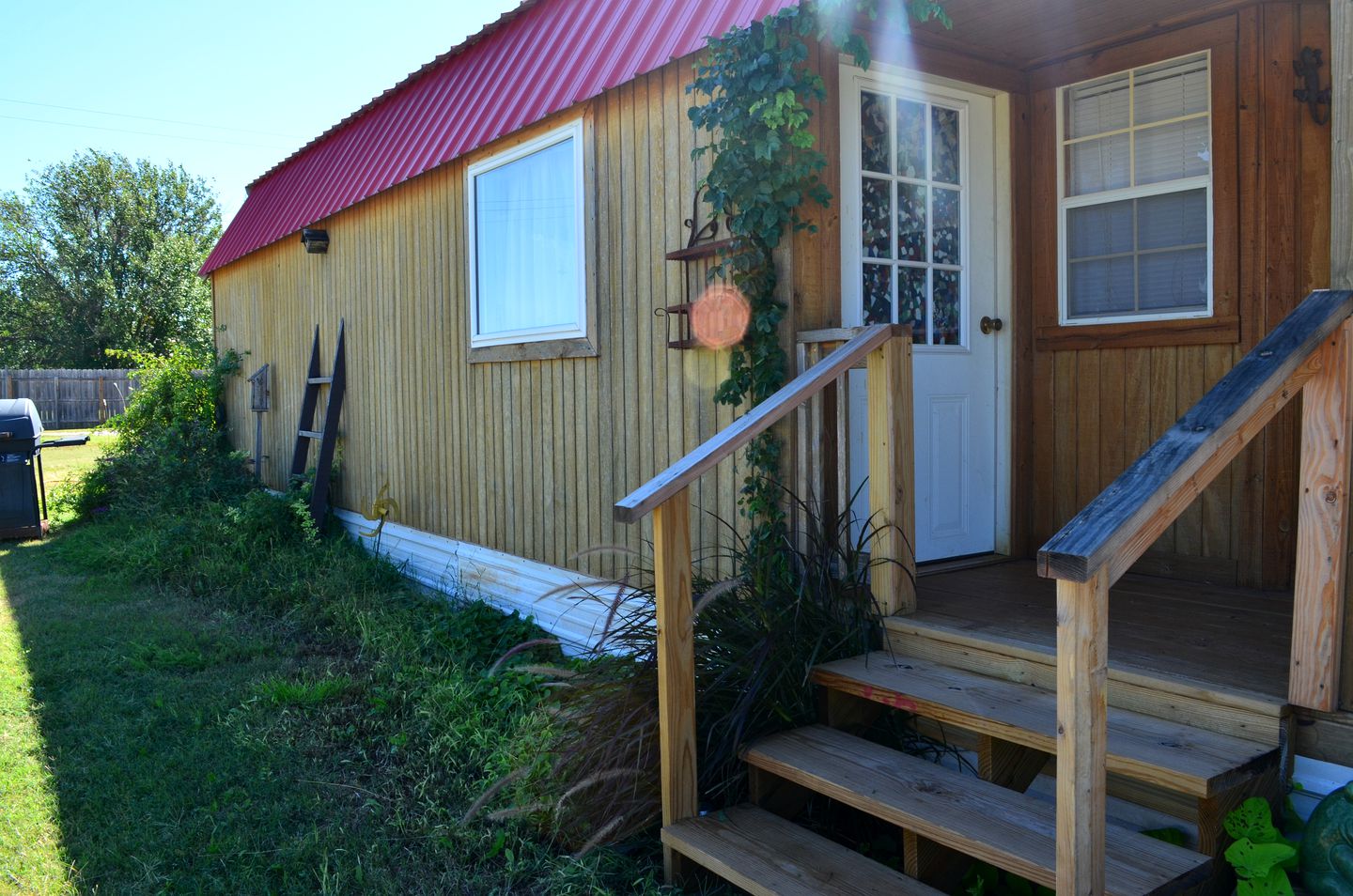 Cabin Rental near Foss Lake in Leedey, Oklahoma