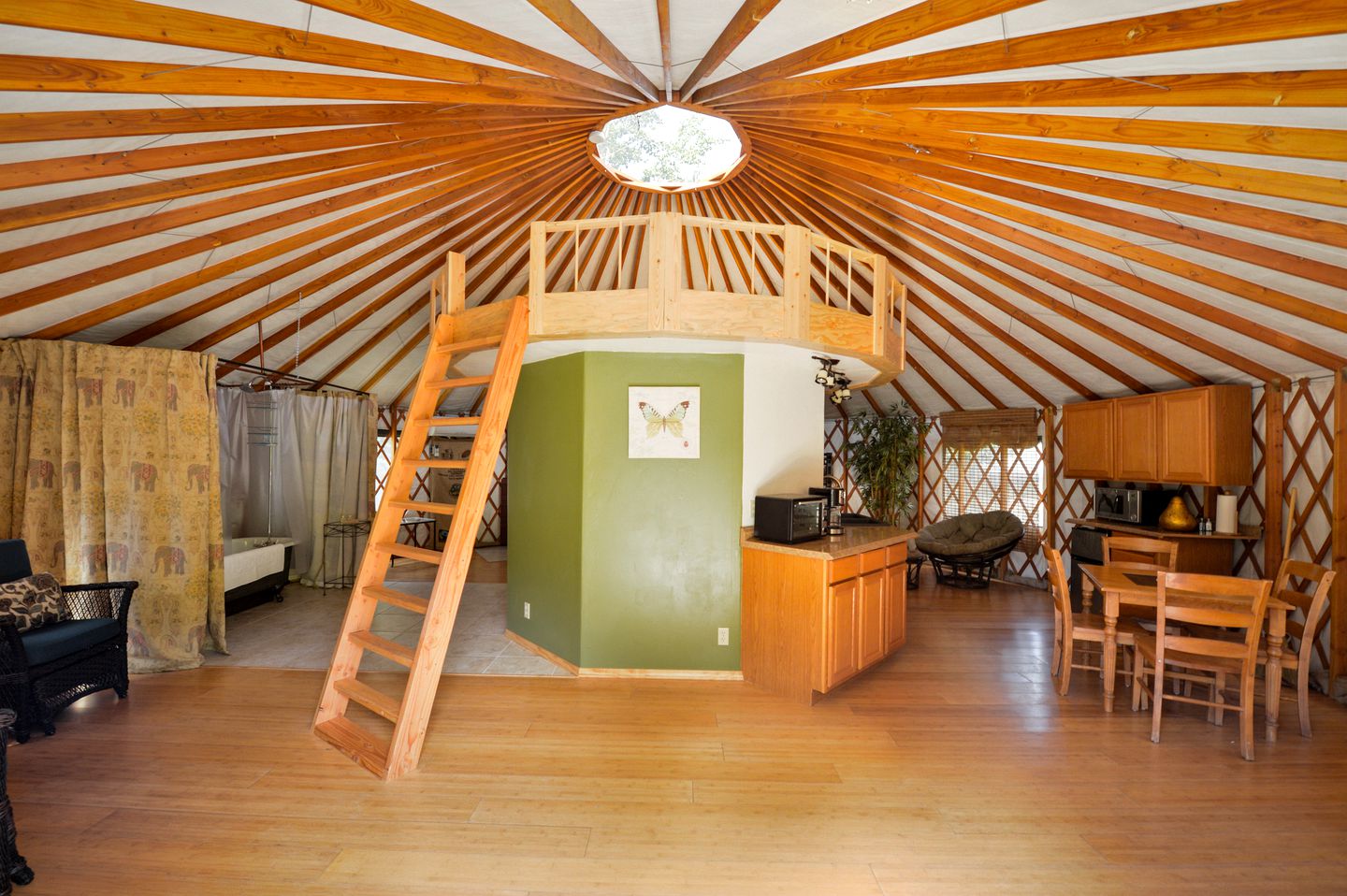 Fully-Outfitted Yurt with a Clawfoot Tub on the Trinity River, Northern California