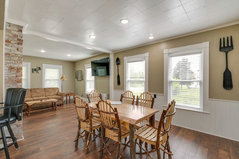 Cabins (United States of America, Greenville, Maine)