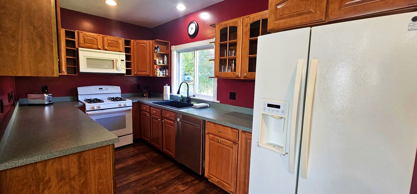 Fully Renovated Cabin Just Minutes to the Coast in Maine