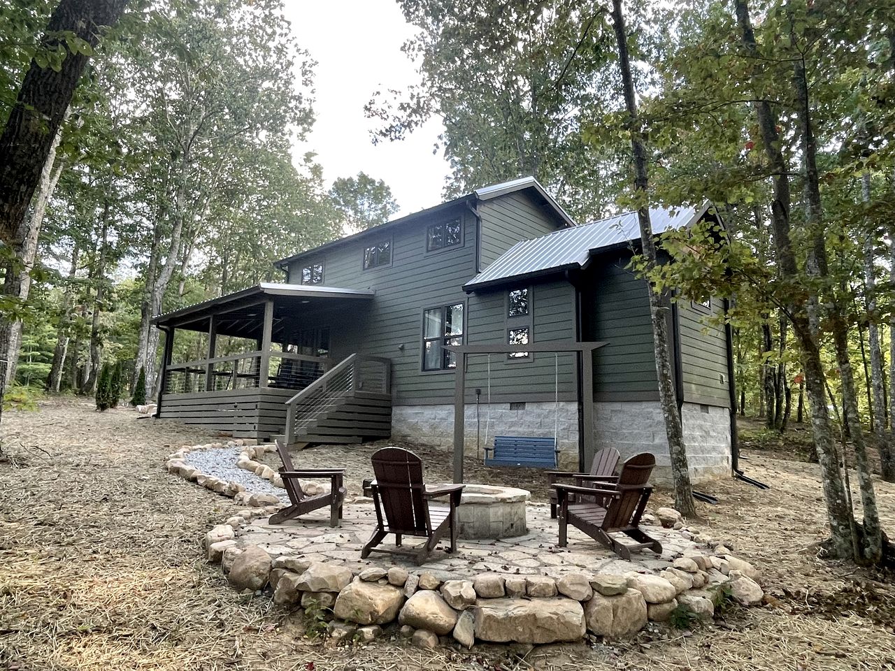 Fully Stocked Cabin Nestled Among the Trees in Tennessee