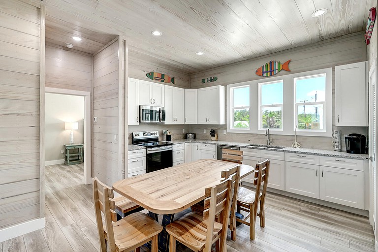 Beach Houses (United States of America, Fulton, Texas)