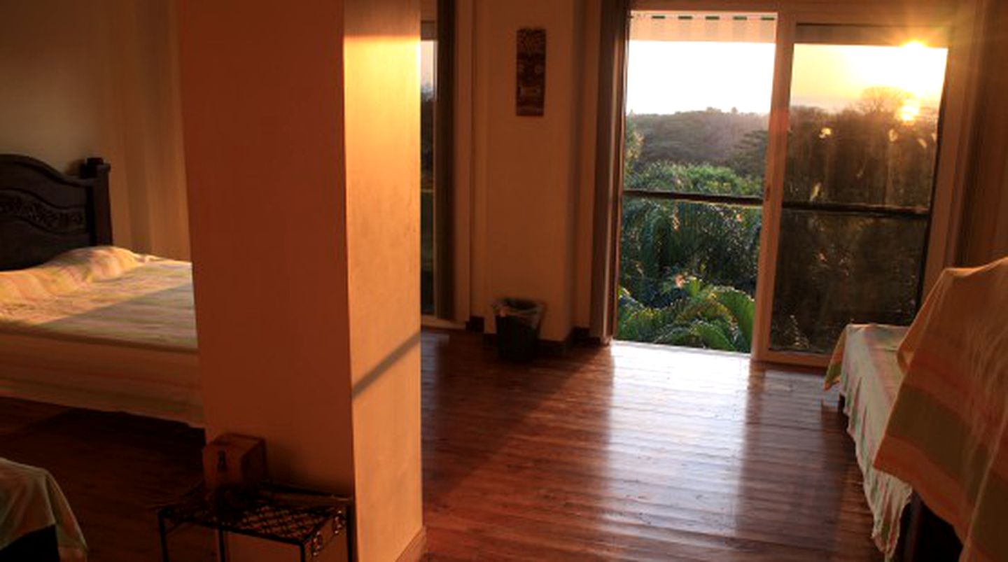 Spacious Ocean View Accommodation with Private Balcony in Santa Teresa, Costa Rica