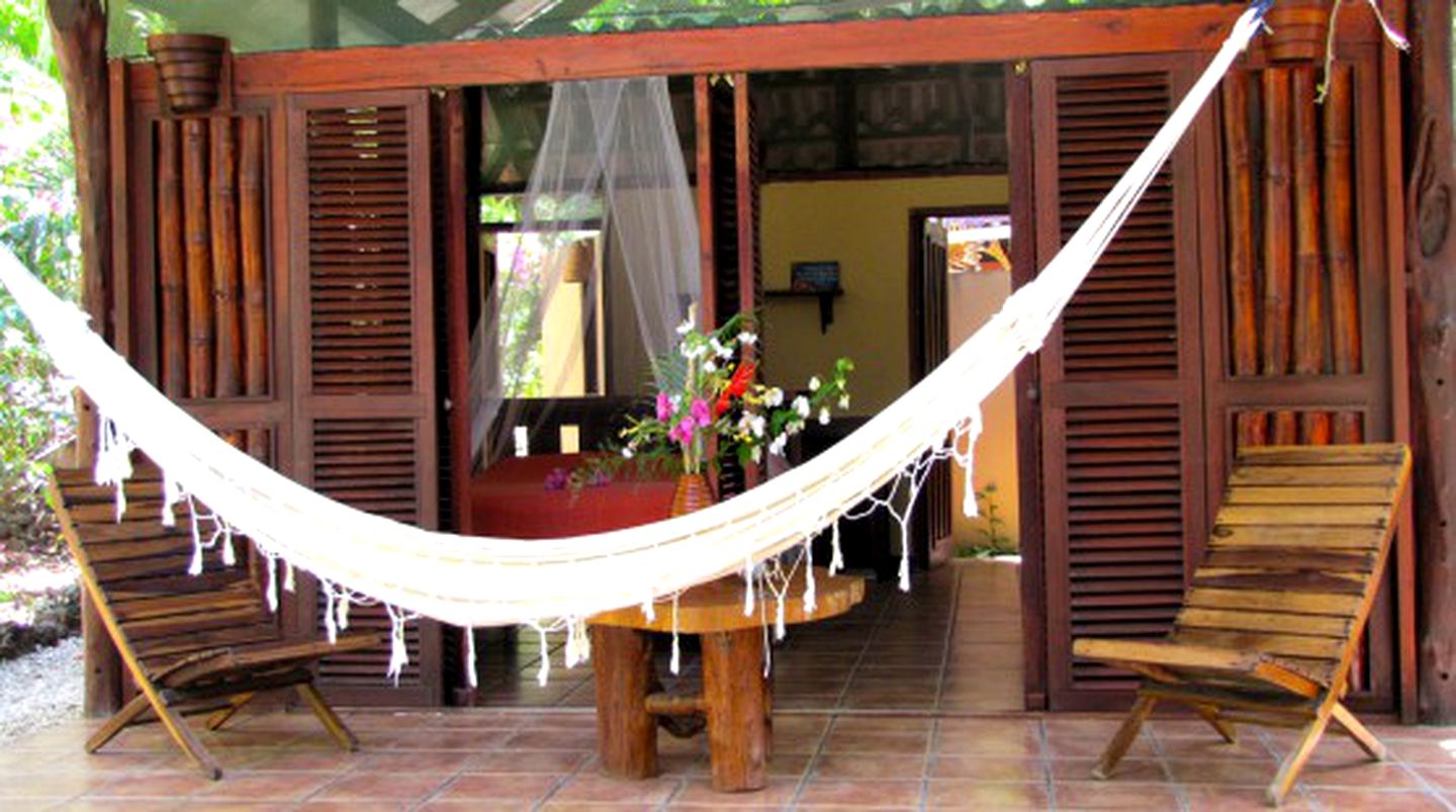 Tropical Bungalow Accommodation for a Getaway in Santa Teresa, Costa Rica
