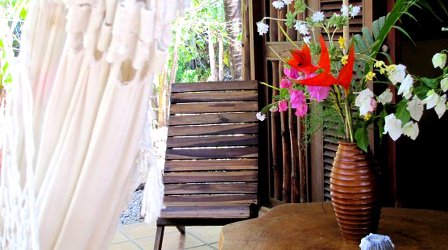 Tropical Bungalow Accommodation for a Getaway in Santa Teresa, Costa Rica