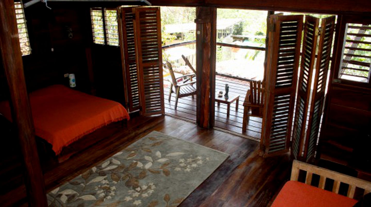 Comfortable Glamping Suite Rental near the Beach in Puntarenas Province, Costa Rica