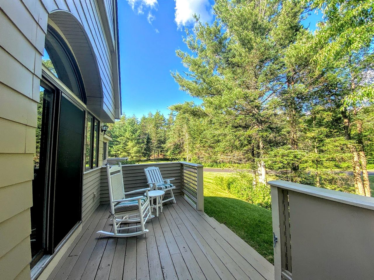 Cabin in the Mountains for Glamping in New Hampshire