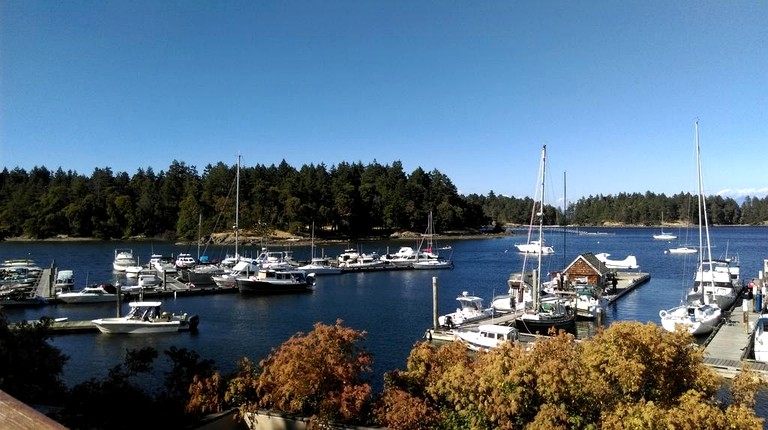 Nature Lodges (Gabriola Island, British Columbia, Canada)