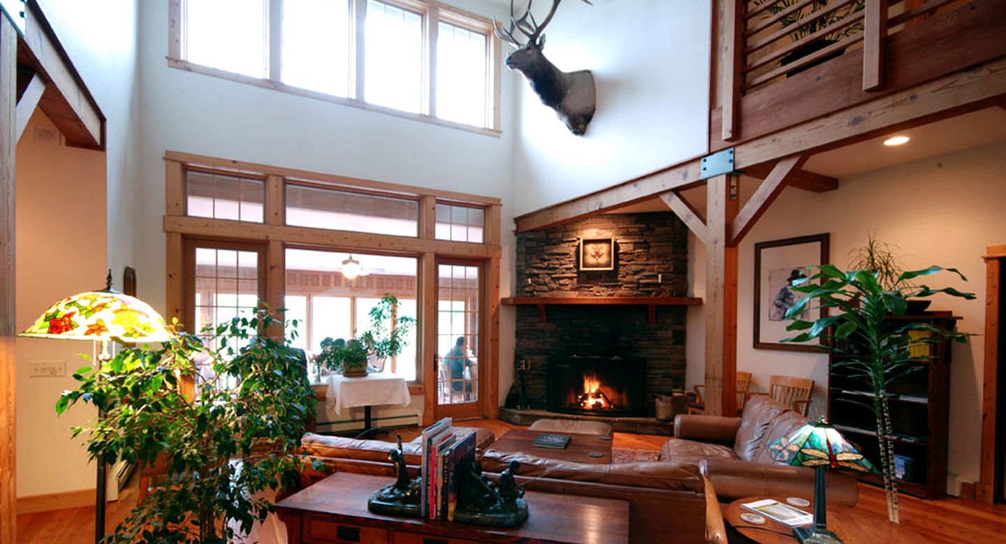 Luxury Suite Rentals in a Bed and Breakfast near Bozeman, Montana