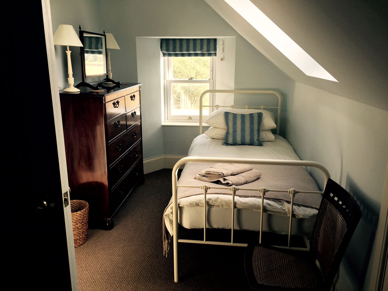 Gorgeous Country Cottage on the Rocky Shores near Dumfries, Scotland