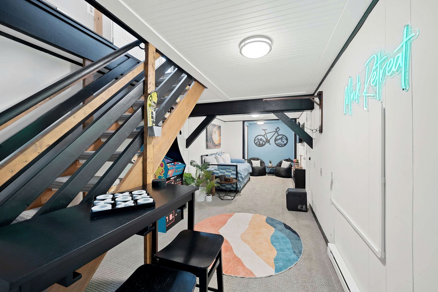 Beautiful Dog-Friendly Cabin with Game Room and Fire Pit, Nestled in the Beautiful Shenandoah Valley in Basye, Virginia