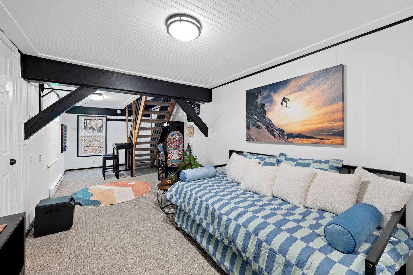 Beautiful Dog-Friendly Cabin with Game Room and Fire Pit, Nestled in the Beautiful Shenandoah Valley in Basye, Virginia