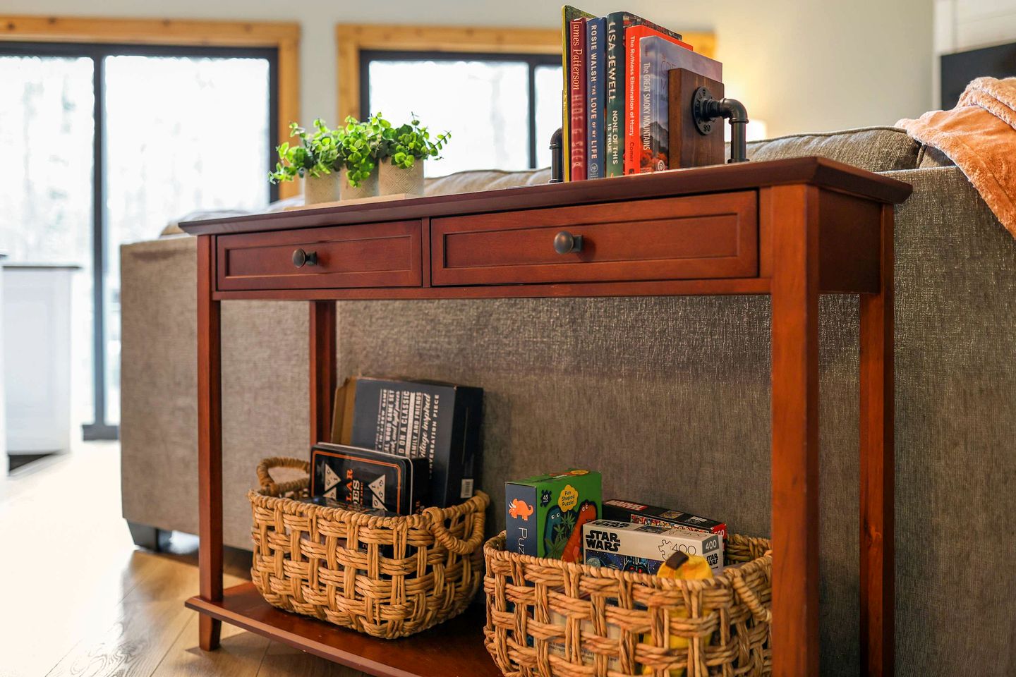 Beautiful Dog-Friendly Cabin with Game Room and Fire Pit, Nestled in the Beautiful Shenandoah Valley in Basye, Virginia
