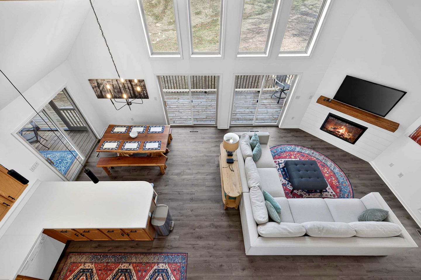 Bright Mountain Cabin with Game Room & Golf Course Views Near Hedgesville, West Virginia