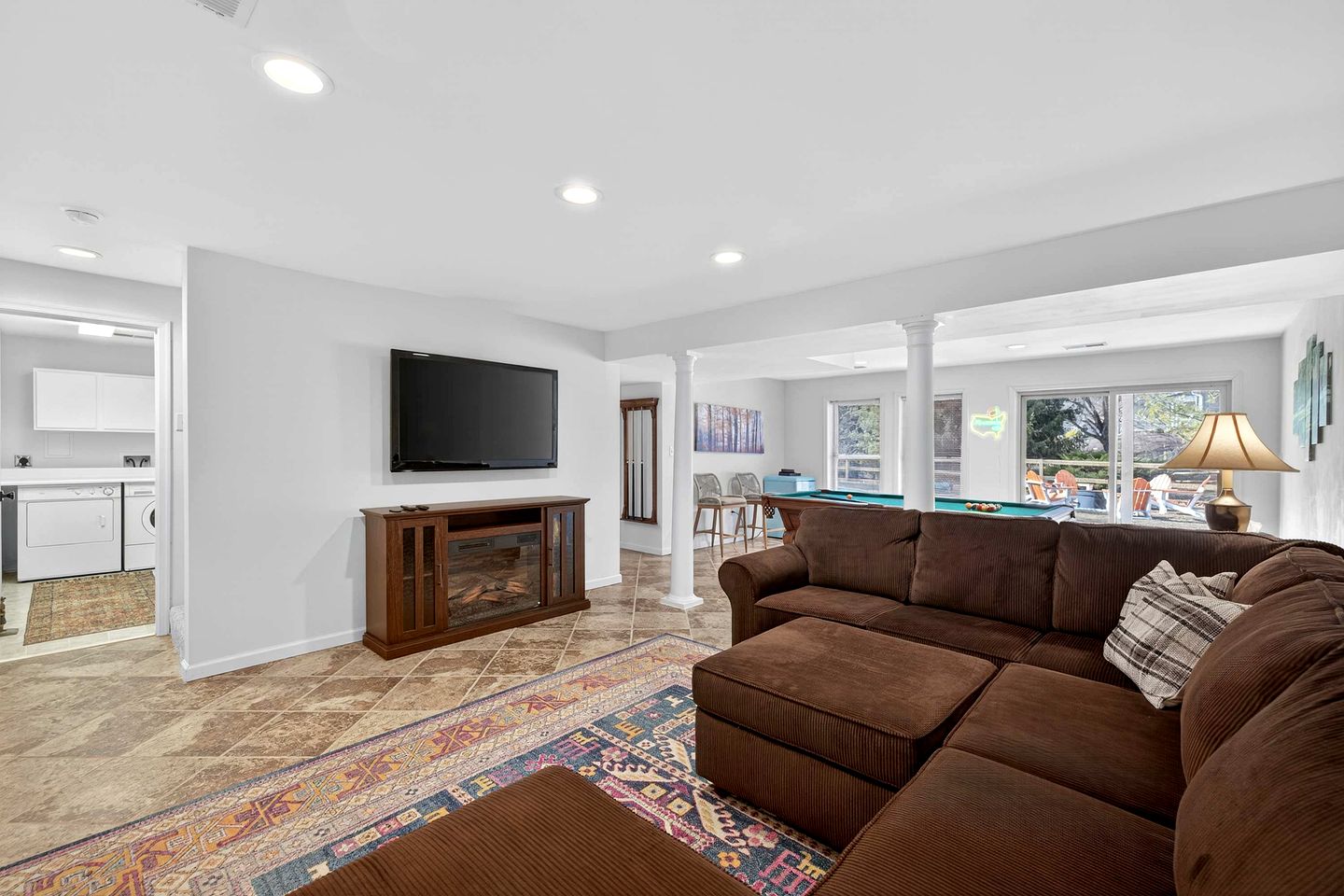 Bright Mountain Cabin with Game Room & Golf Course Views Near Hedgesville, West Virginia