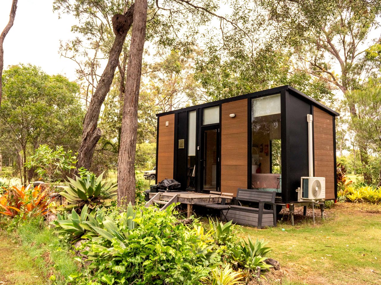 Tiny Houses (Australia, Howard, Queensland)