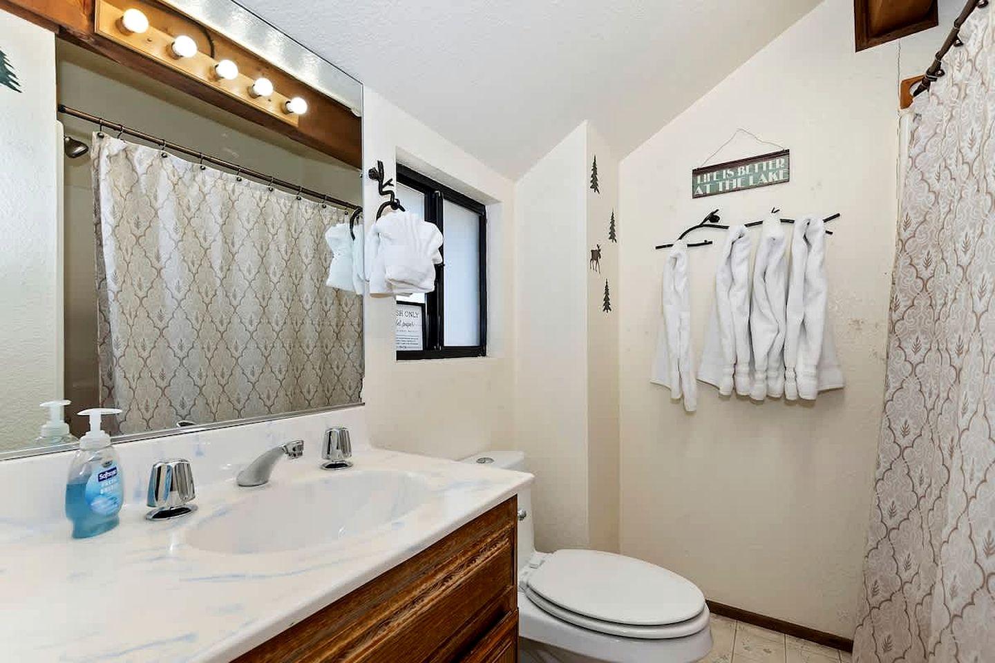 Gather Here: Cozy Cabin for Family and Friends in Big Bear - Your Ideal Retreat