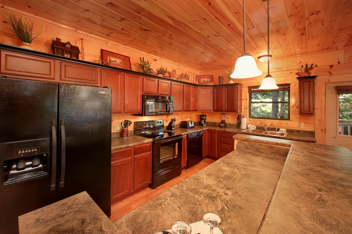 Peaceful Gatlinburg Getaway Ideal for a Tennessee Vacation