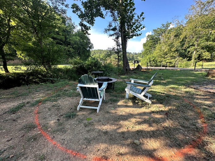 Safari Tents (United States of America, Newport, Tennessee)