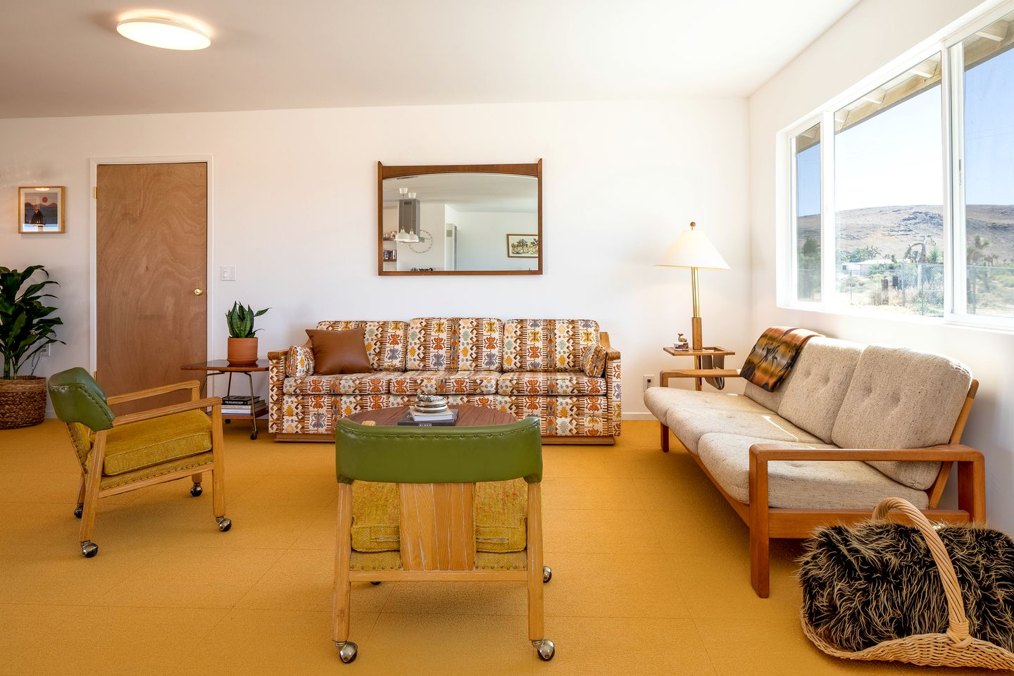 RedAwning Gemini Retreat Amazing Desert Night Skies, Cabins, Yucca