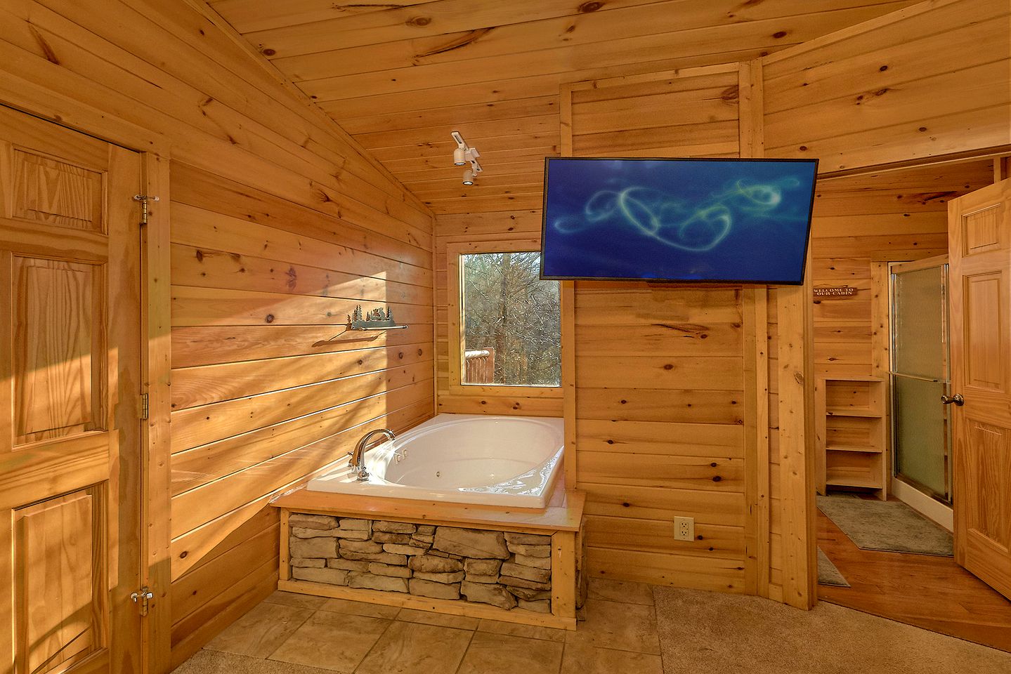 Family Glamping Vacations at this Fully-Equipped Vacation Rental in Sevierville, Tennessee