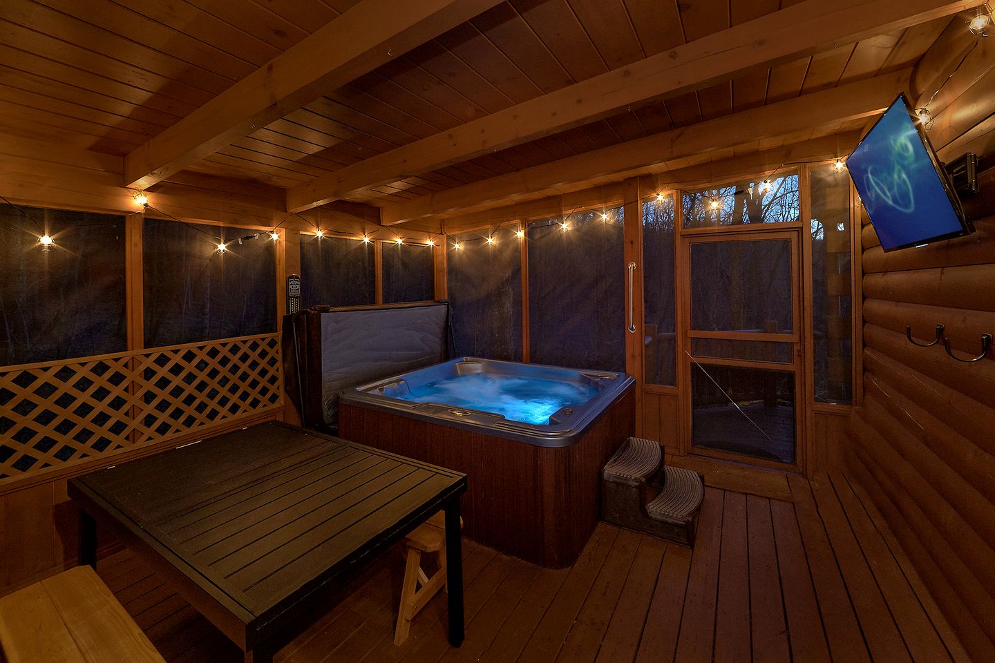 Family Glamping Vacations at this Fully-Equipped Vacation Rental in Sevierville, Tennessee
