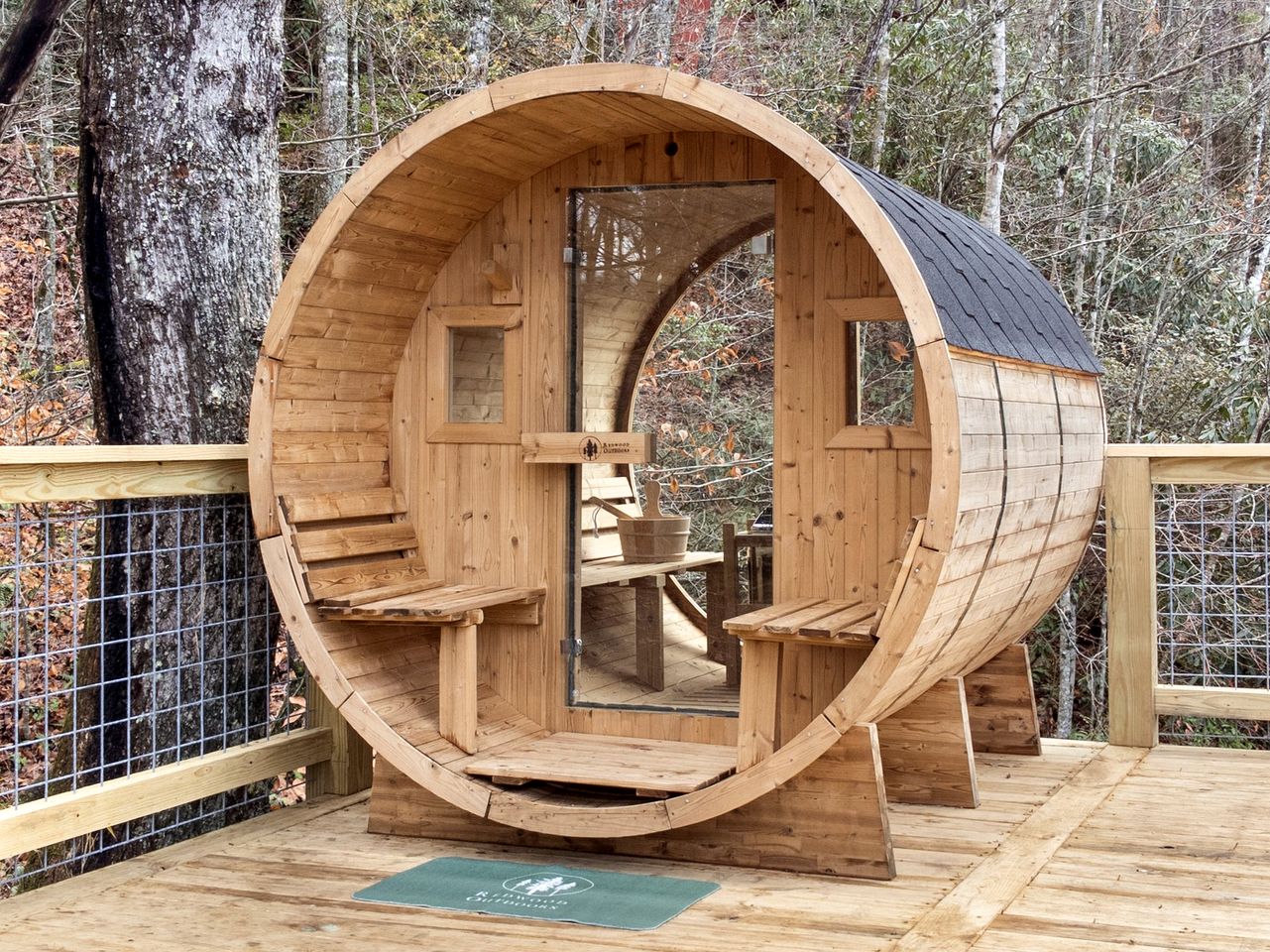 Luxurious Dome Surrounded by Trees for a Relaxing Getaway in the Blue Ridge Mountains in Rosman, North Carolina
