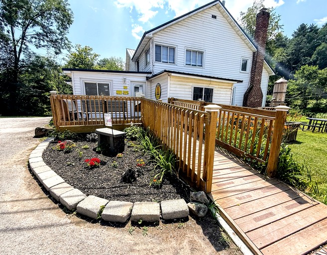 Domes (United States of America, Gilboa, New York)