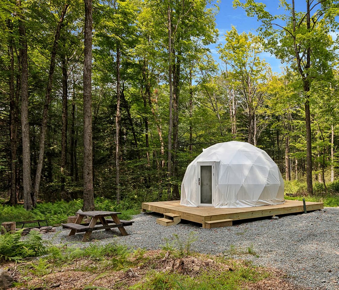 Scenic Mountain View Dome Retreat with Cozy Wood Stove in Lincoln, Maine