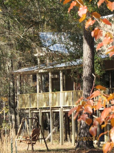 Cabins (United States of America, Claxton, Georgia)