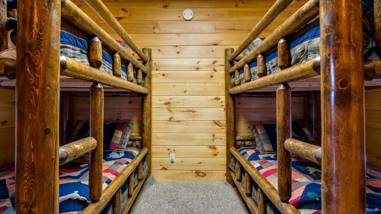 Log Cabins (Blue Ridge, Georgia, United States)