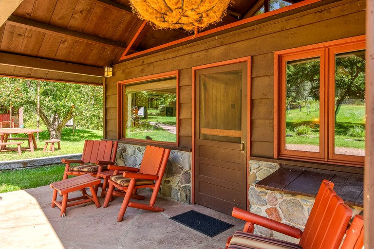 Charming Family-Friendly and Wheelchair Accessible Cabin Rental in Sedona | Cabins (Sedona, Arizona, United States of America)