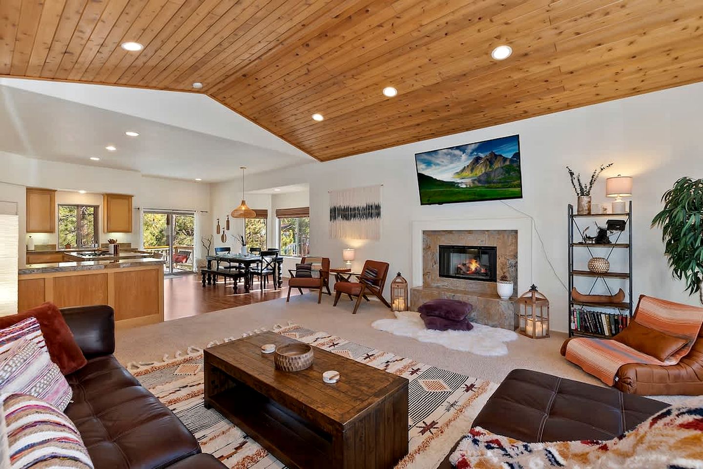 Getaway to Big Bear: Mountain Cabin with Game Room - Your Ultimate Retreat