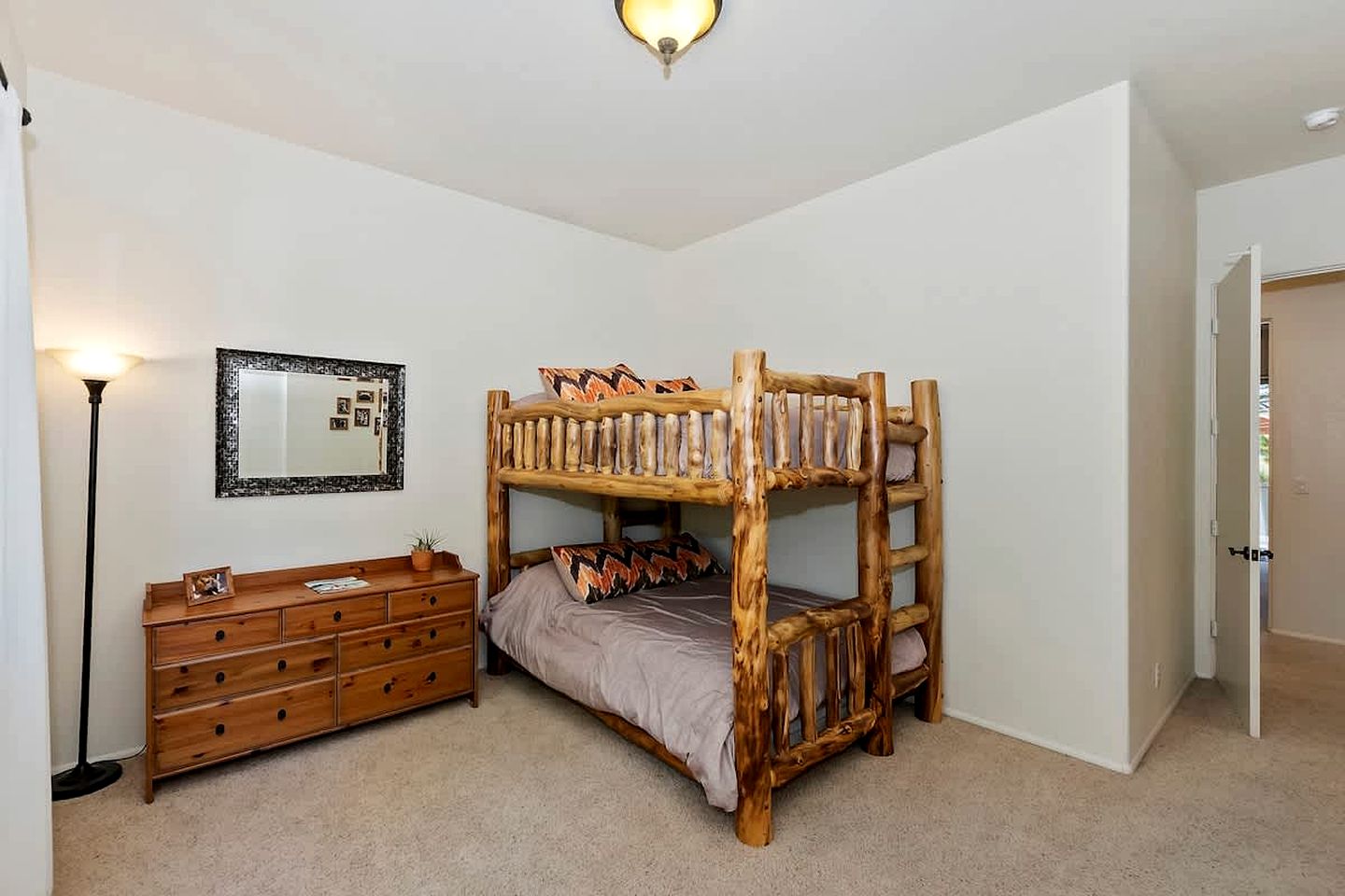 Getaway to Big Bear: Mountain Cabin with Game Room - Your Ultimate Retreat