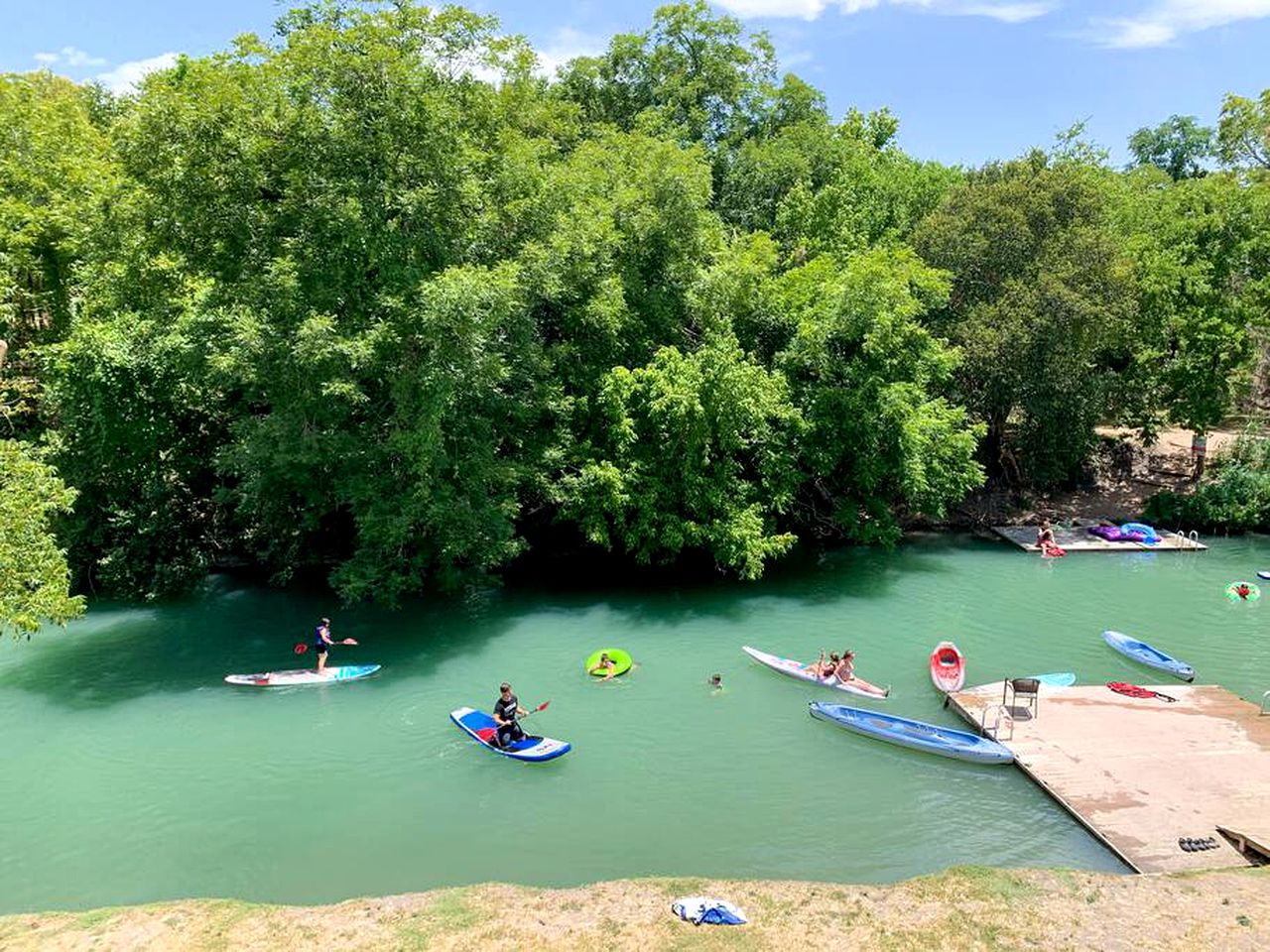 Relaxation by the Creek: Tented Cabin Glamping Experience near Geronimo Creek, Texas