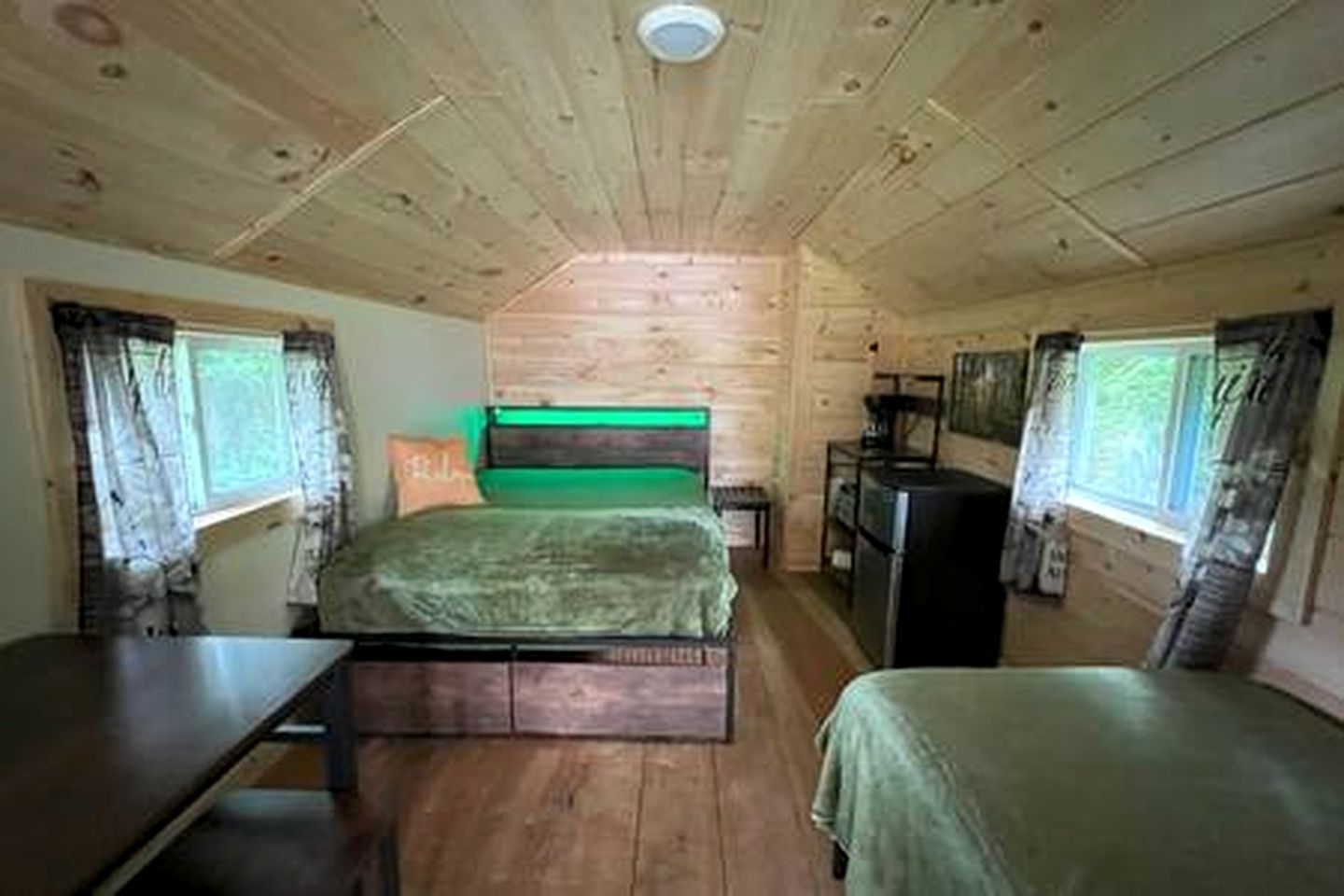 Tranquil Riverside Getaway in Western NY for 3 in Belfast