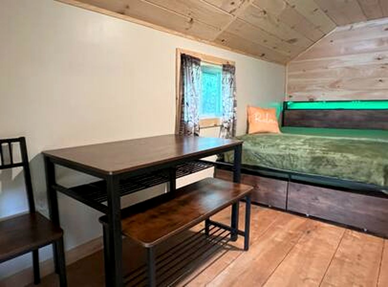 Tranquil Riverside Getaway in Western NY for 3 in Belfast